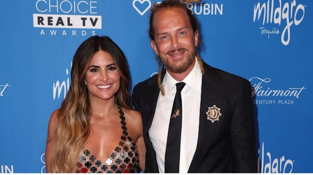 alison victoria net worth