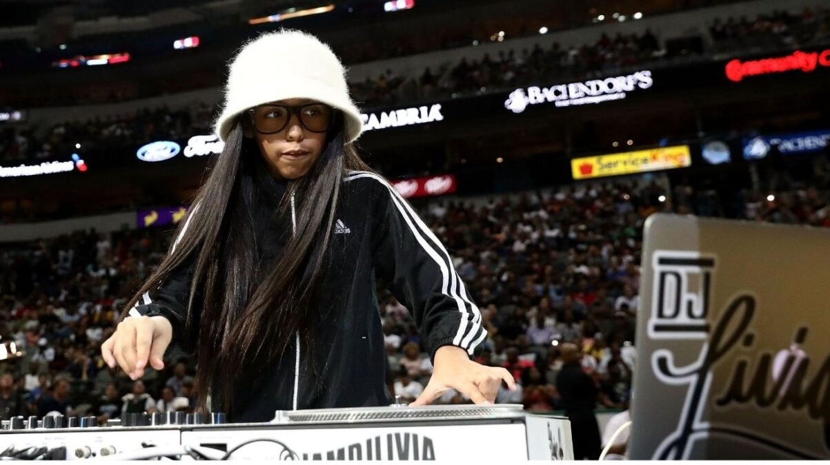 dj livia age